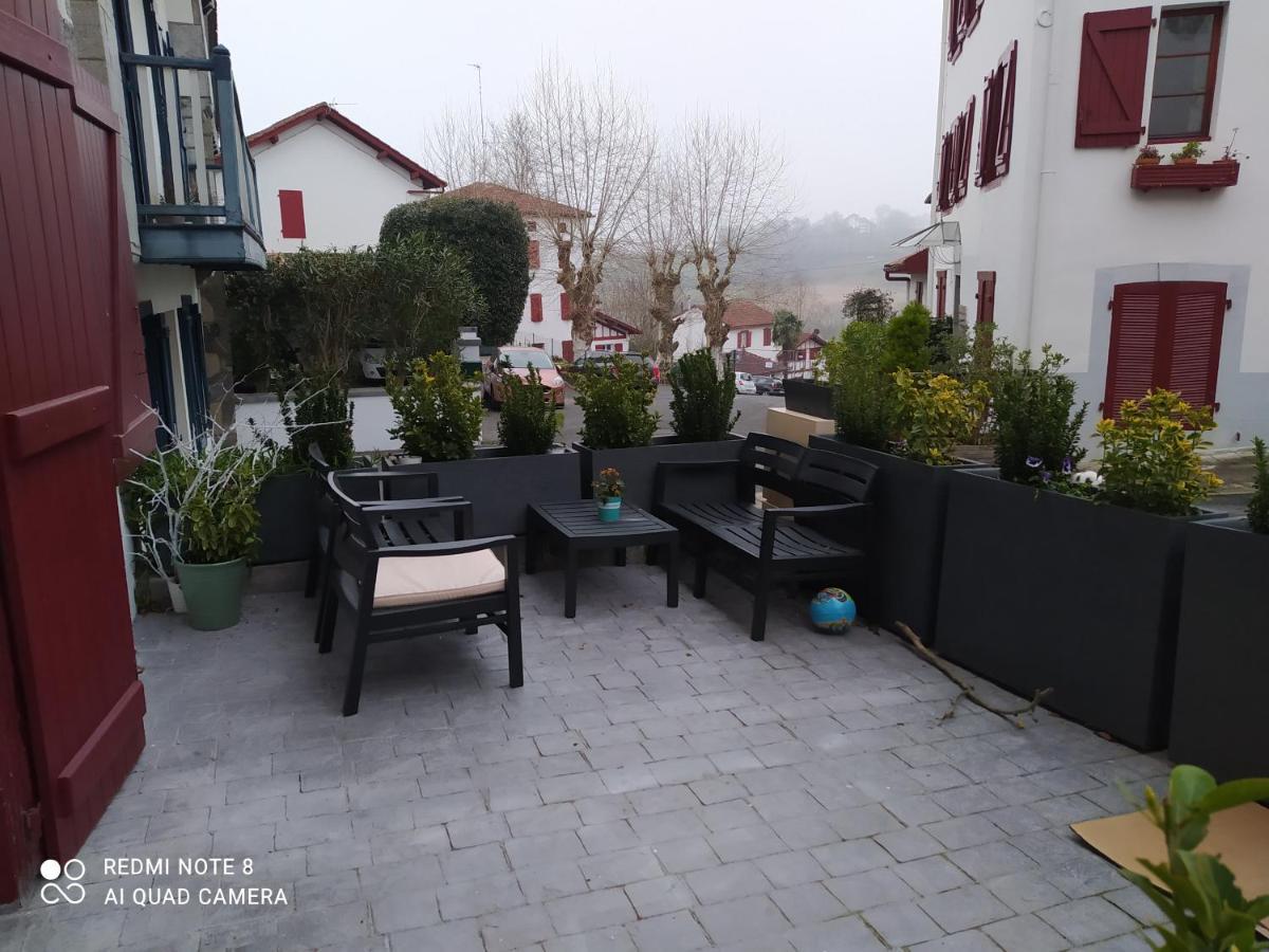 Appartement Rez De Chaussee 2 Chambres Avec Terrasse 캄보레방 외부 사진